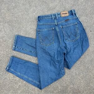 Wrangler Urban Outfitters Tyler High Rise Mom Jeans size 26
